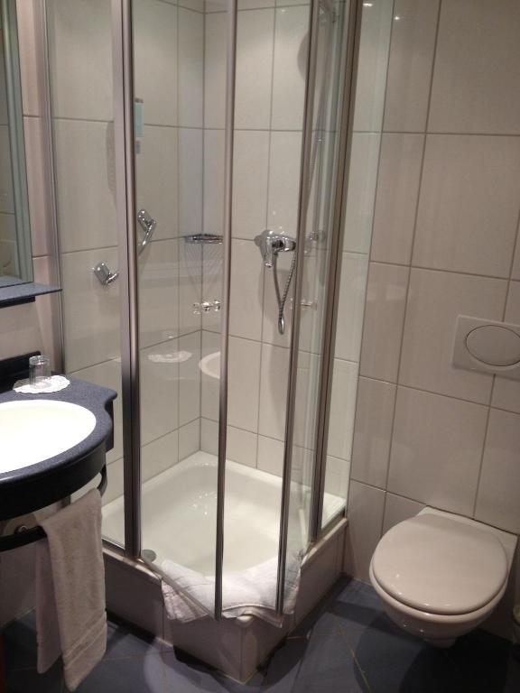 Privat Hotel Riegele Augsburg Rum bild