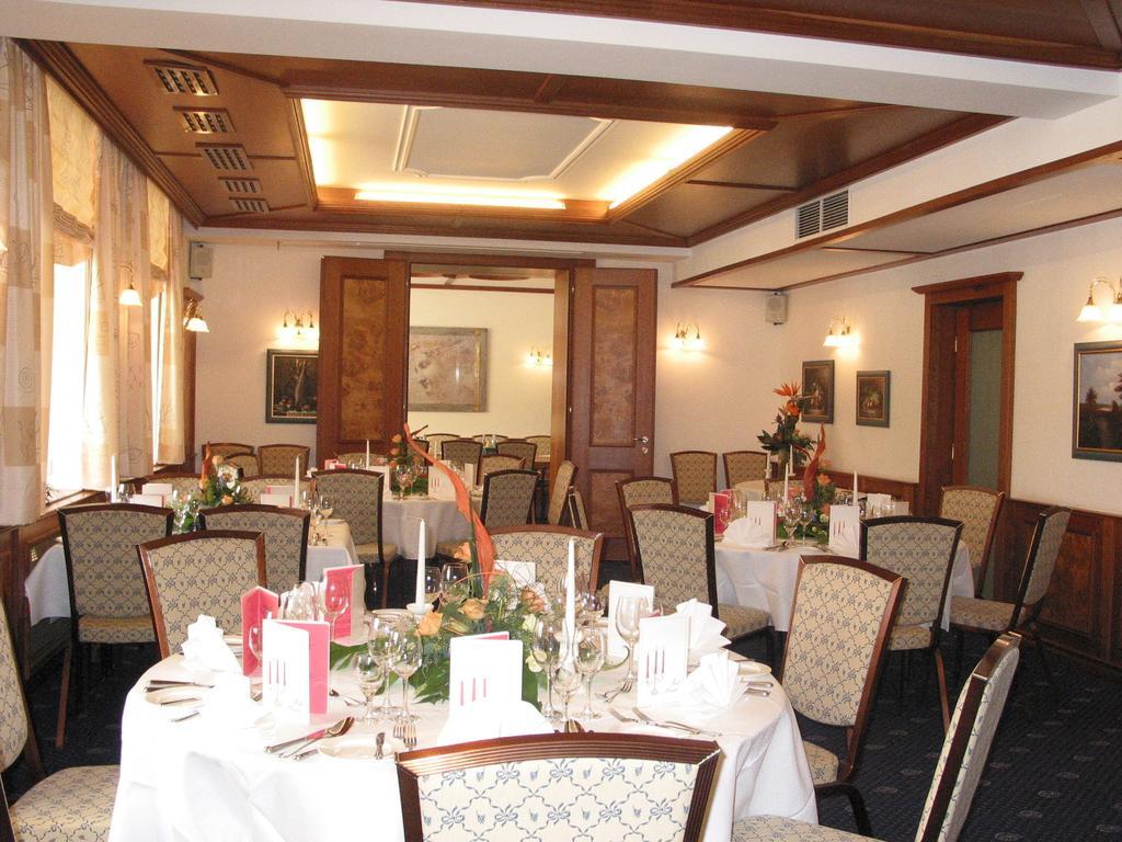 Privat Hotel Riegele Augsburg Exteriör bild
